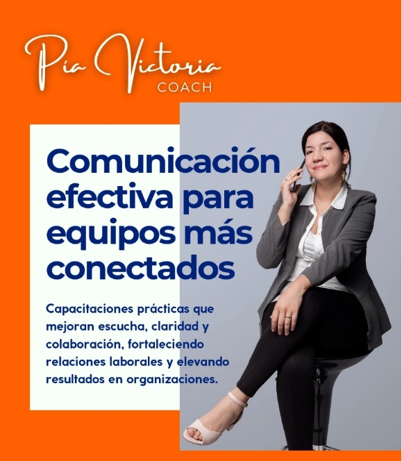 Pía Victoria Coach presentando comunicación efectiva para equipos